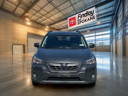 Used 2021 Subaru Crosstrek 2.0i Premium AWD/4WD image 2