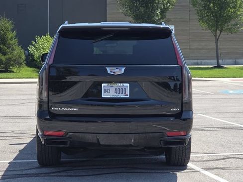 Used 2021 Cadillac Escalade Sport Platinum AWD/4WD image 5
