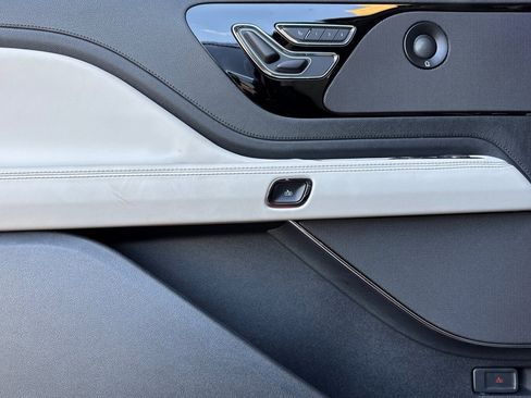 New 2025 Lincoln Aviator 2WD w/ Equipment Group 101A image 10