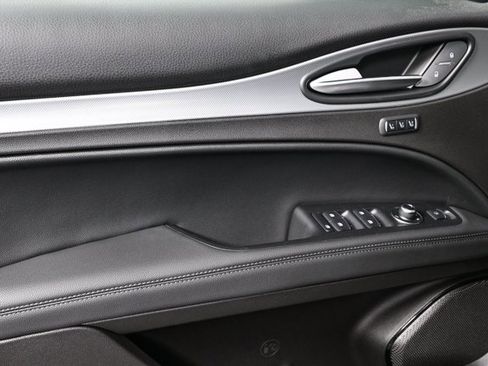New 2025 Alfa Romeo Stelvio Sprint w/ Convenience Package image 7