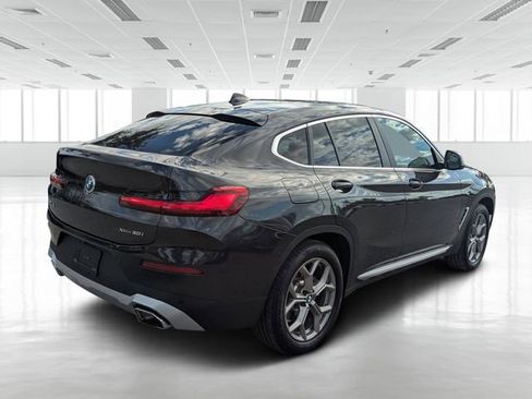 Certified 2025 BMW X4 xDrive30i image 3
