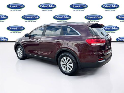 Used 2017 Kia Sorento FWD image 5