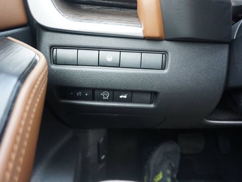 Used 2025 Nissan Rogue Platinum FWD image 5