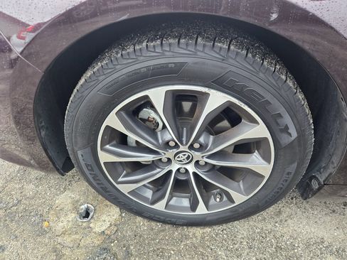 Used 2016 Toyota Avalon XLE Premium image 28