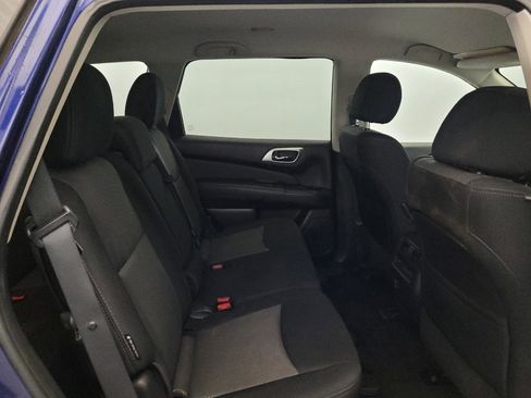 Used 2018 Nissan Pathfinder SV w/ SV Tech Package AWD/4WD image 19