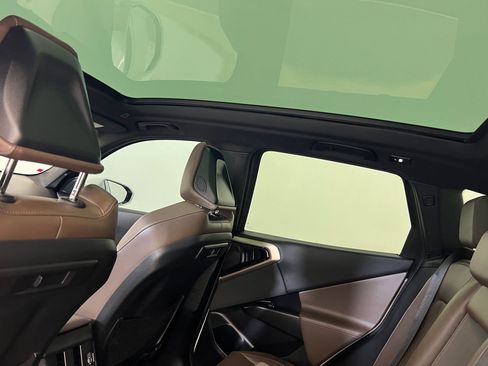 Used 2025 BMW X3 xDrive30i w/ Premium Package image 31