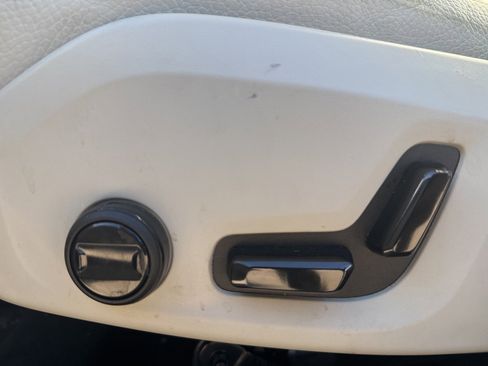 Certified 2023 Volvo XC60 B5 Core w/ Protection Package Premier image 16