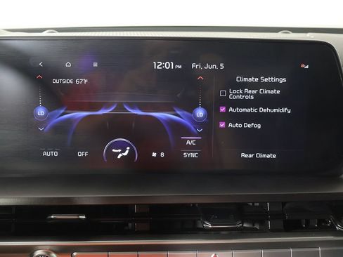 Used 2023 Kia Telluride LX AWD/4WD image 46