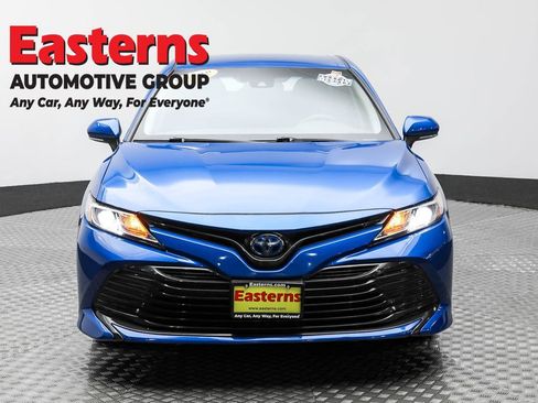 Used 2020 Toyota Camry LE w/ Fleet Convenience Package image 2
