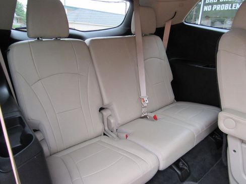 Used 2021 Buick Enclave Essence w/ Sport Touring Edition FWD image 41