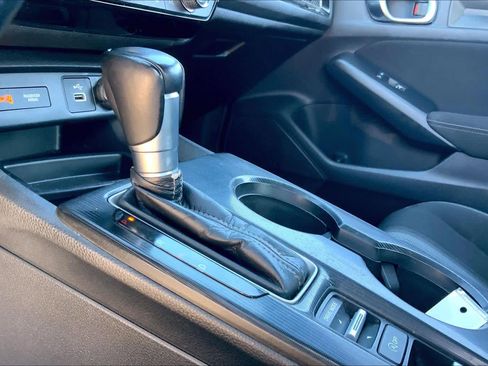 Used 2022 Honda Civic Sport image 15