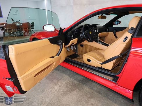 Used 1999 Ferrari 550 Maranello Coupe RWD image 19