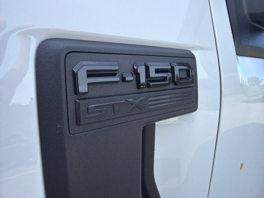 Used 2025 Ford F150 STX w/ STX Black Appearance Package AWD/4WD image 6