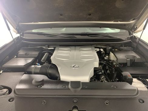 Used 2023 Lexus GX 460 Premium w/ Premium Package image 31