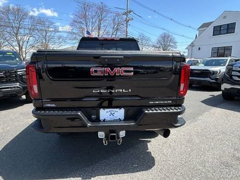 Certified 2023 GMC Sierra 2500 Denali w/ Technology Package AWD/4WD image 6
