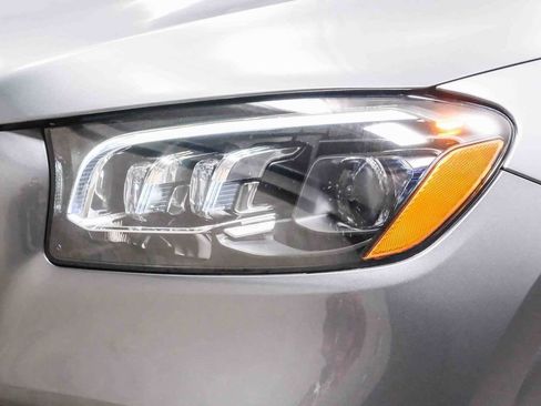 Certified 2022 Mercedes-Benz GLS 450 4MATIC image 11
