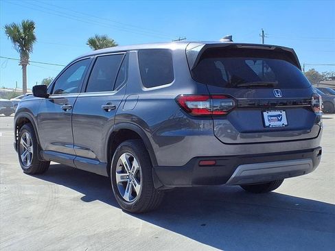 Used 2023 Honda Pilot EX-L image 5