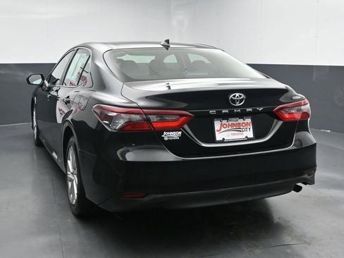 Used 2023 Toyota Camry LE FWD image 6