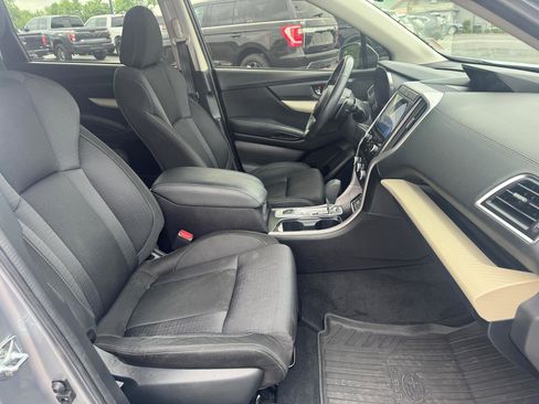 Used 2022 Subaru Ascent Premium w/ Convenience Package image 13