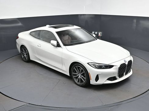Used 2024 BMW 430i Coupe w/ Convenience Package RWD image 36