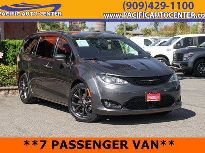 Used 2019 Chrysler Pacifica Touring Plus w/ Advanced Safetytec Group