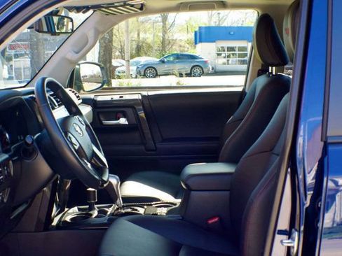 Used 2023 Toyota 4Runner TRD Off-Road Premium w/ Off Road Premium Plus Package image 21