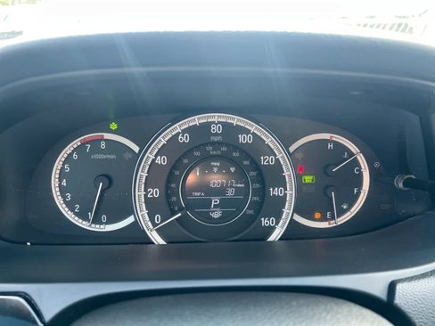 Used 2016 Honda Accord LX image 12