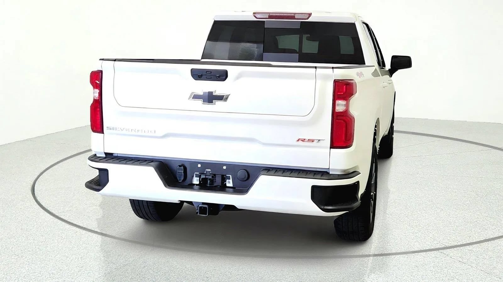 Used 2026 Chevrolet Silverado 1500 RST w/ Convenience Package II AWD/4WD image 5
