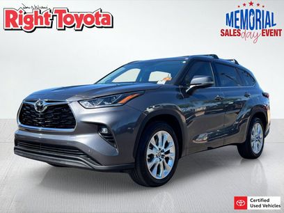 Certified 2024 Toyota Highlander Limited