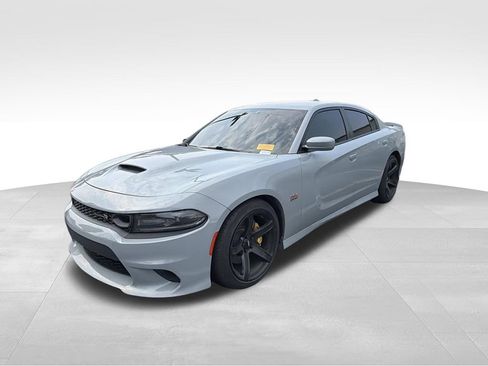 Used 2020 Dodge Charger Scat Pack w/ Navigation & Travel Group RWD image 5