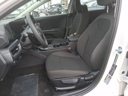 New 2026 Kia K4 FWD image 14