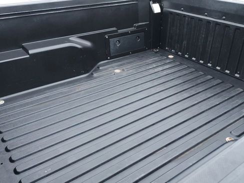 Used 2017 Toyota Tacoma SR5 w/ Tow Package image 21