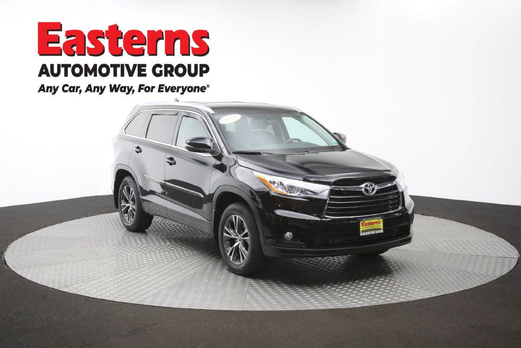 Used 2016 Toyota Highlander XLE AWD/4WD image 50