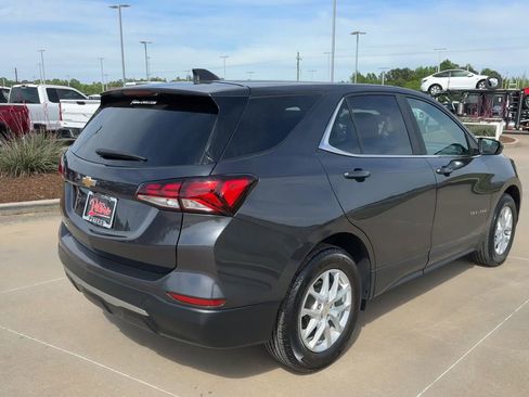 Used 2023 Chevrolet Equinox LT image 9
