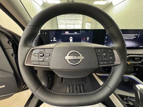 New 2026 Nissan Sentra SL w/ Floor Mat Package FWD image 30