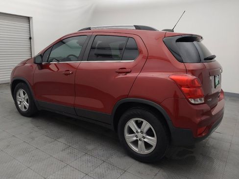Used 2020 Chevrolet Trax LT image 3