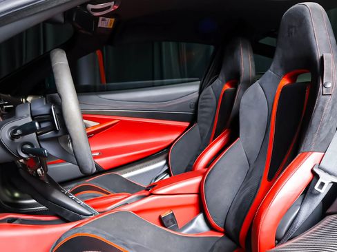 Used 2018 McLaren 720S RWD image 20