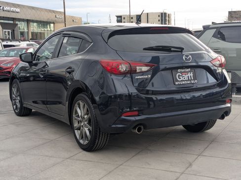 Used 2018 MAZDA MAZDA3 Touring image 7