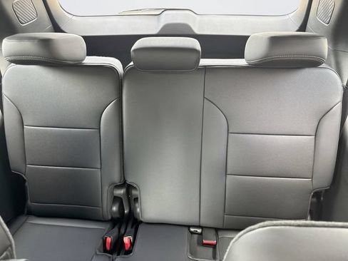 Used 2026 Chevrolet Traverse High Country w/ LPO, Floor Liner Package AWD/4WD image 24