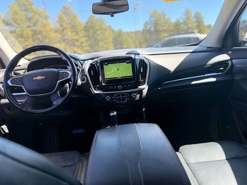 Used 2019 Chevrolet Traverse Premier w/ LPO, Black Accent Package image 8