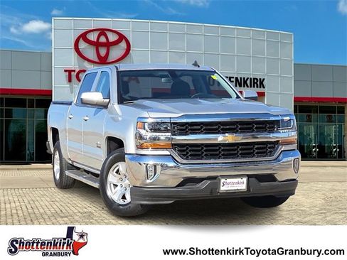 Used 2017 Chevrolet Silverado 1500 LT w/ LT Eassist Package image 1