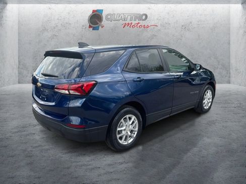 Used 2022 Chevrolet Equinox LS w/ LS Convenience Package FWD image 6