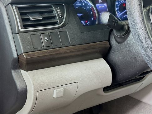 Used 2017 Toyota Camry LE image 16