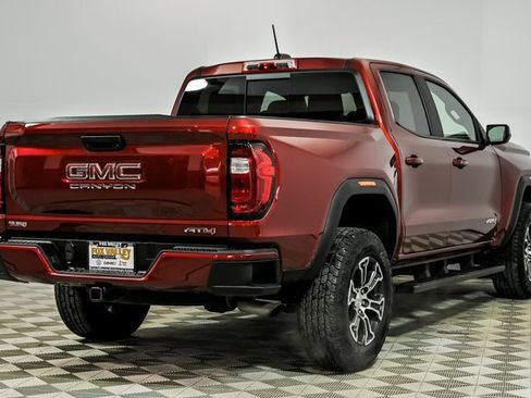 Used 2024 GMC Canyon AT4 image 7