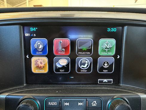 Used 2018 Chevrolet Silverado 1500 LT w/ All Star Edition AWD/4WD image 4