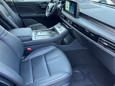 New 2025 Lincoln Aviator 2WD w/ Equipment Group 101A image 16