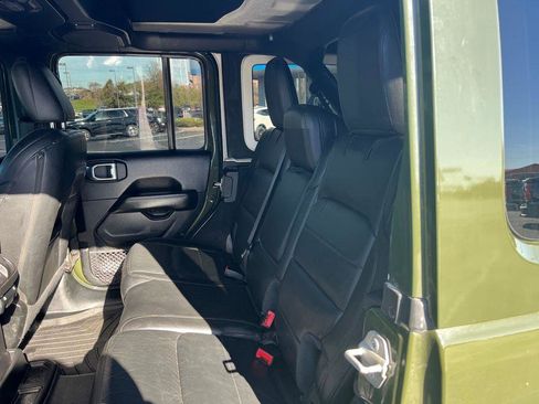 Used 2021 Jeep Wrangler Unlimited Sahara AWD/4WD image 23