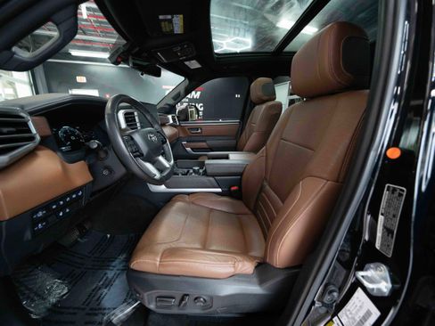 Used 2023 Toyota Tundra 1794 Edition image 9