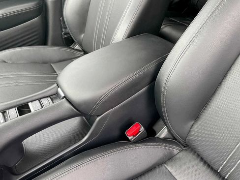 Used 2023 Honda HR-V EX-L image 20