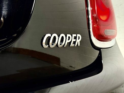 Used 2014 MINI Cooper 2-Door Hardtop FWD image 9
